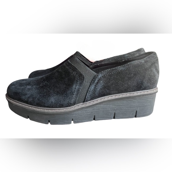 CLARKS AIRABELL MID SLIP ON SUEDE LEATHER WEDGE SHOES BLACK Size 9.5 - Picture 7 of 12